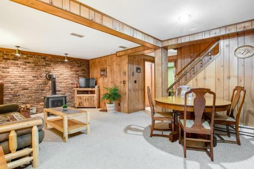 Catfish Lake Home