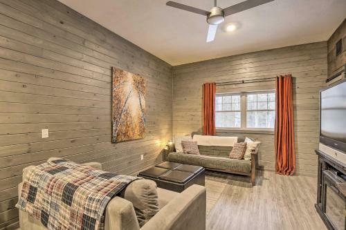Inviting Anglers Abode With Grill And Rv Hookups