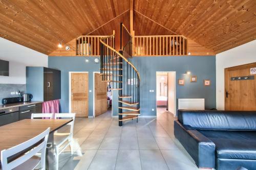 Guestready - Charming Chalet Le Martinet With Pool Access