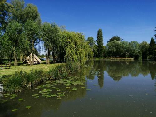Le Tipi Familial