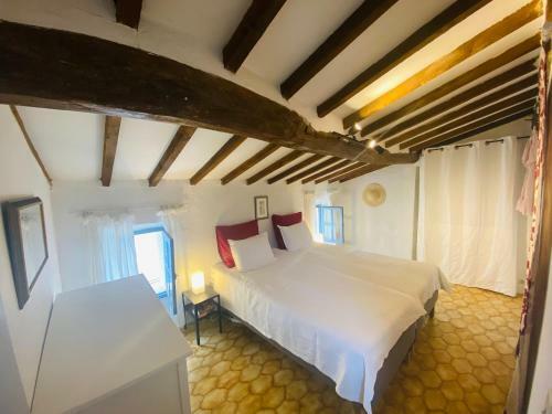 Pretty Village House, Nizas Pezenas