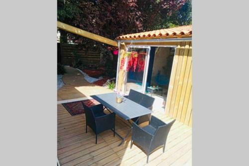 La Romance Jacuzzi Sauna de Luxe Jardin Au Calme