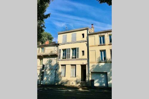 Apartamento Le Studio Du Donjon Au Bord de La S�vre...