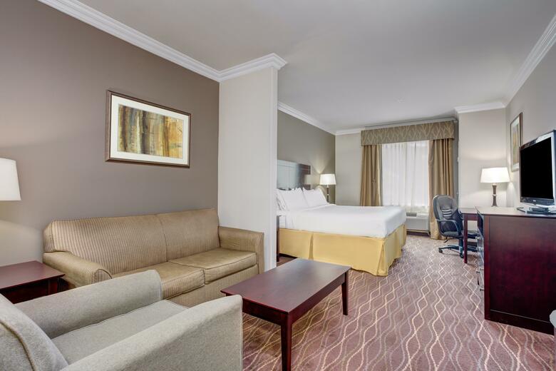 Holiday Inn Express Hotel & Suites Galliano