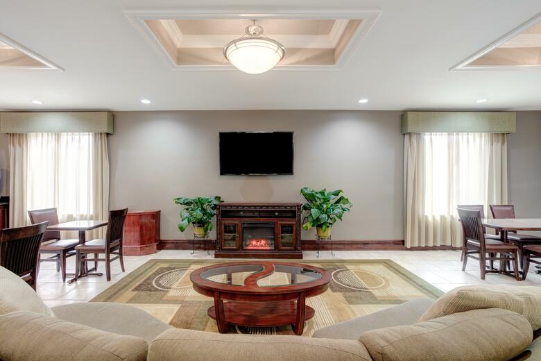 Holiday Inn Express Hotel & Suites Galliano