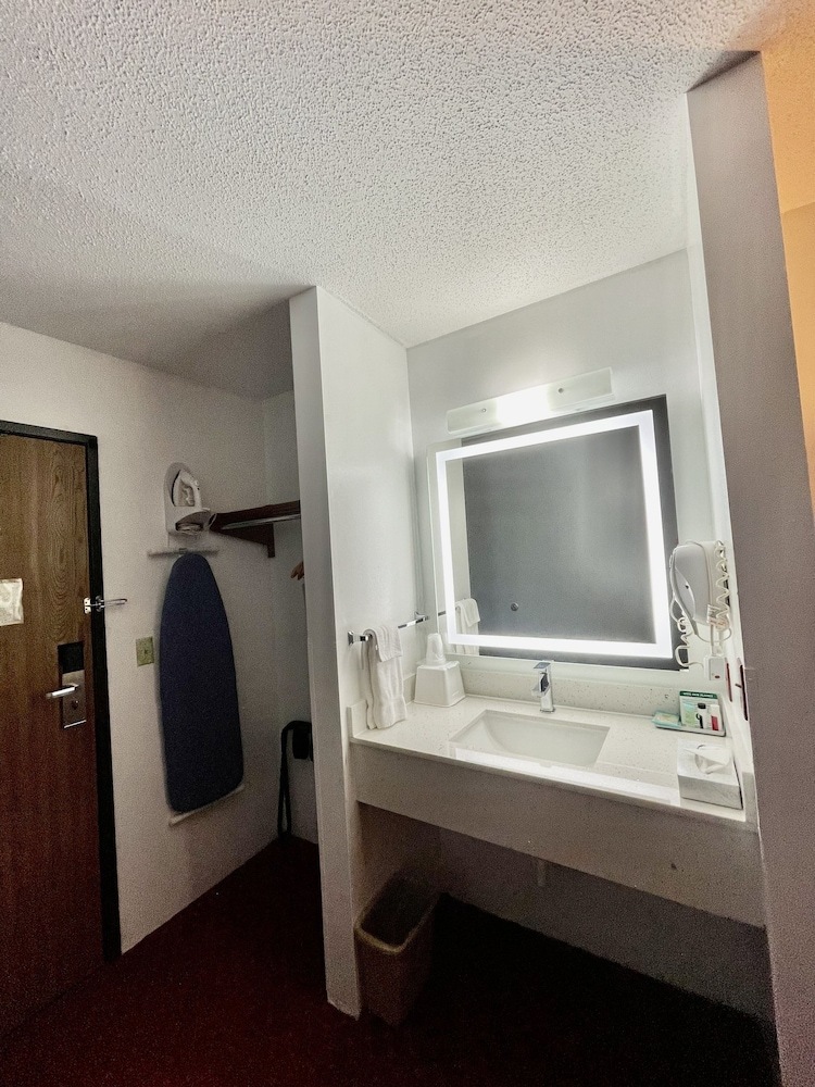 Hotel Sibley Inn
