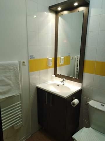 Apartamento Studio Privatif Dans H�tel R�sidence Nimes Gare