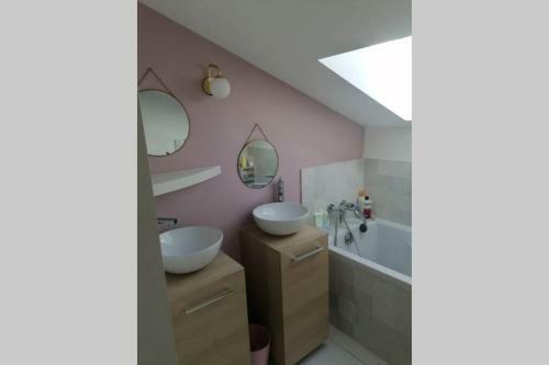 Grande Maison - Piscine. Proche Camargue-c�vennes