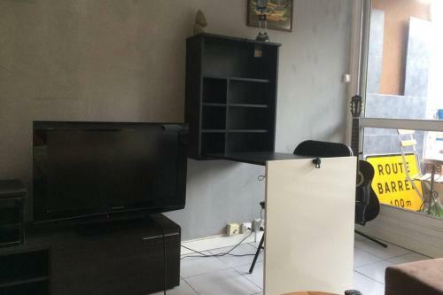 Apartamento Studio Meubl� Ensoleill� Fibre Sfr Box
