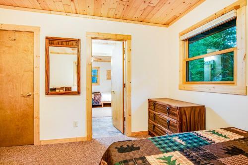 Cedar Cabin On Plum Lake