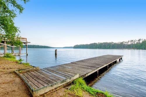 Cedar Cabin On Plum Lake
