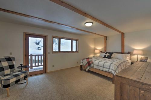 Spacious Alpine Cabin With Fireplace And Deck!