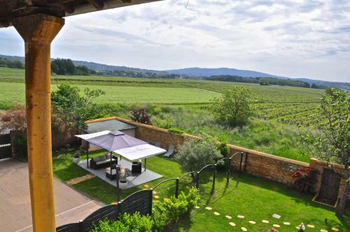 Bed & Breakfast Le Clos Du Cher En Beaujolais