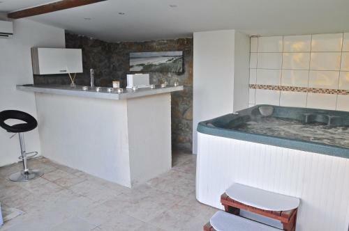 Bed & Breakfast Le Clos Du Cher En Beaujolais