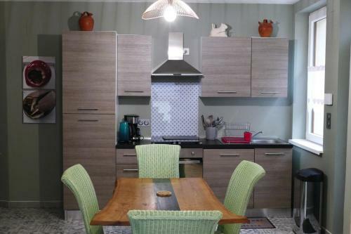 Apartamento Le G�te Des Sources: Nature, Randonn�es, D�tente.