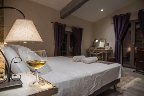 Hostal Le Mas Des Colombes