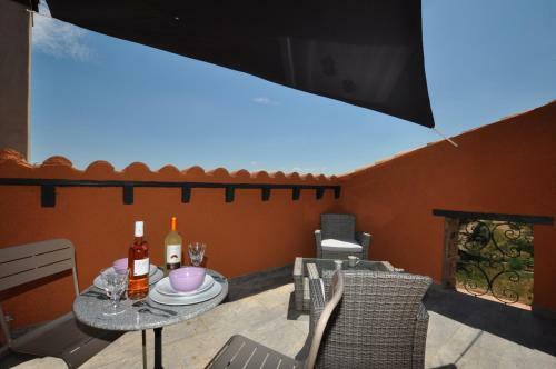 Hostal Le Mas Des Colombes