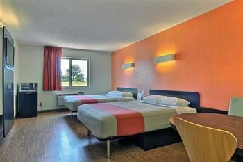 Motel 6 Gilman