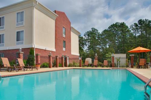 Holiday Inn Express Hotel And Suites Natchitoches