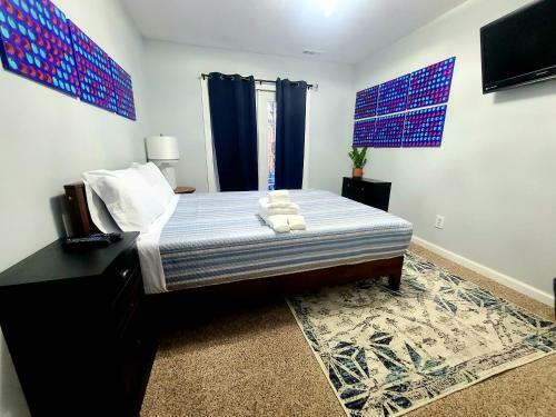 King Bed - Pool Table - Get-a-way Retreat