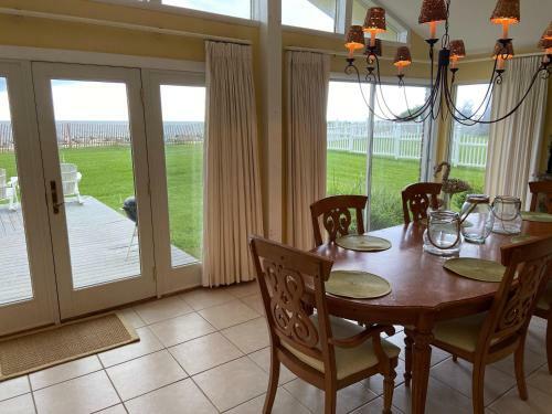 Surfside Beachfront Paradise By Jekyll Realty
