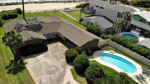 Surfside Beachfront Paradise By Jekyll Realty