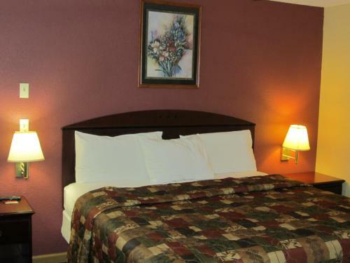 Motel First Western Inn - Fairmont City