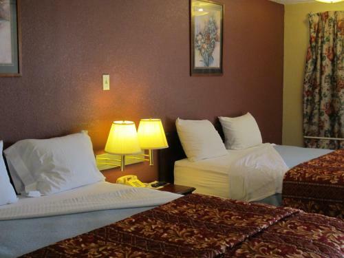 Motel First Western Inn - Fairmont City