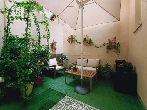 Apartamento Nice Appartement Cosy + Patio Priv�