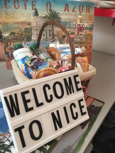 Apartamento Nice Appartement Cosy + Patio Priv�