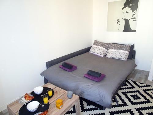 Apartamento Le Trendy: 2-room 2 Blocks From The Beach