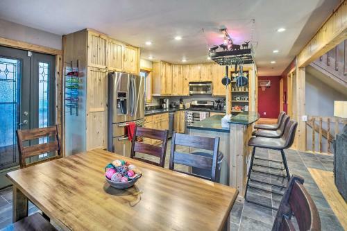 Cozy Morrison Retreat With Mtn View And Game Room