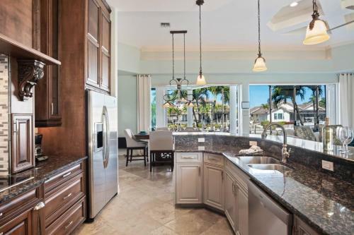 468 Parkhouse Ct