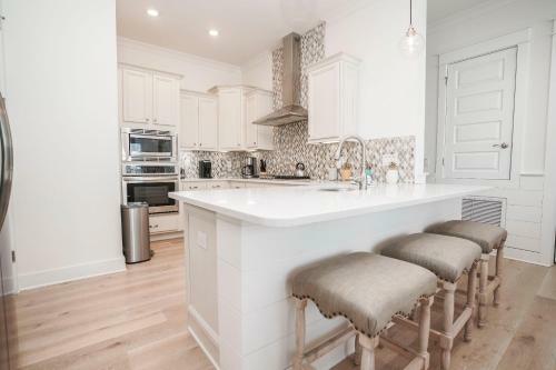 Prominence On 30a Pet Friendly Vacation Rentals By Panhandle Getaways