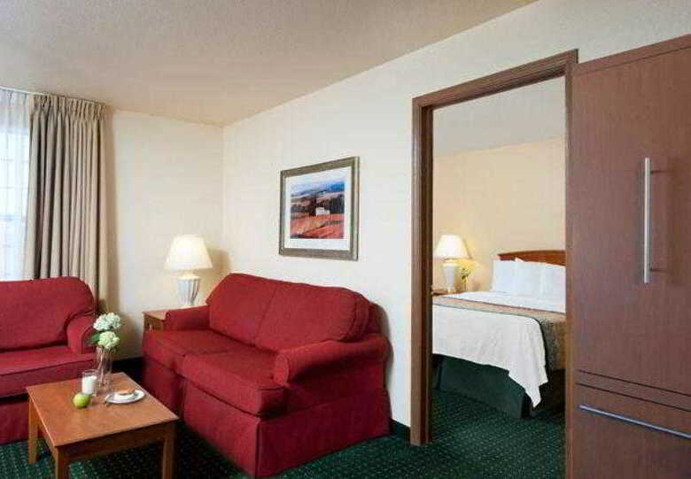 Hotel Towneplace Suites By Marriott Indianapolis - Keystone