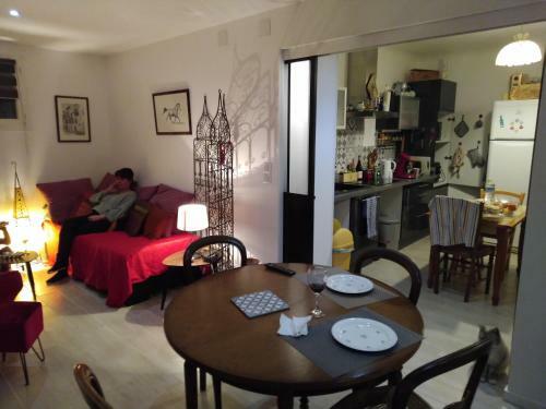 Bed & Breakfast Chambre C�sar- Au 1er Villa Chaumonty