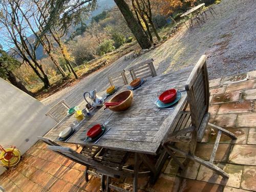 La Maison de Mado Et Sa Cabane Dans Les Arbres