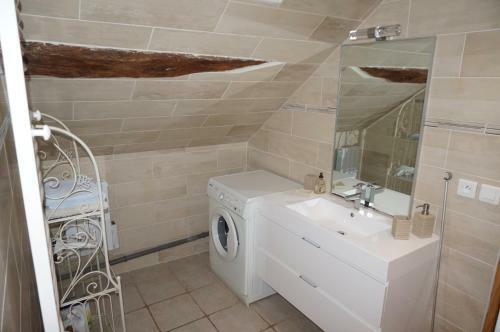 Fontaine Gargot - La Sapini�re 5p