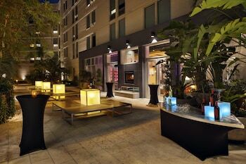 Hotel Aloft Jacksonville Tapestry Park