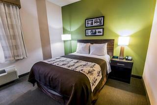 Hotel Sleep Inn At Pga Village