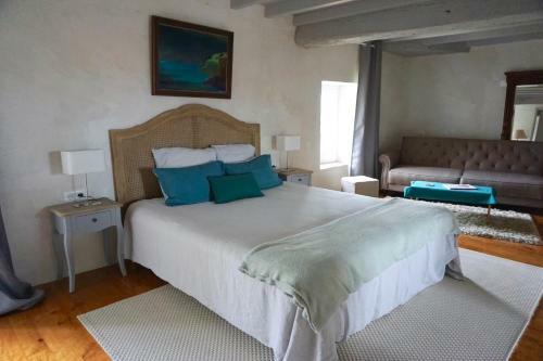 Bed & Breakfast Ecrin Des Sens - Manoir En Agenais