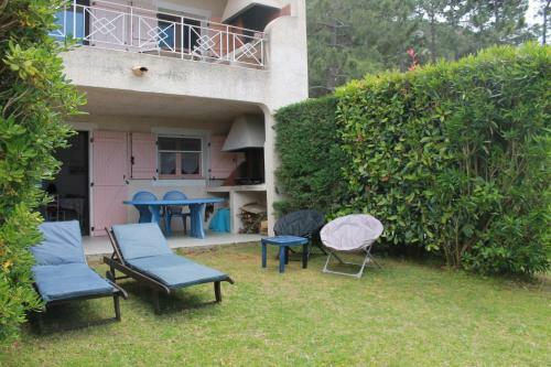 Apartamento T3 Rez de Jardin � Porto Vecchio