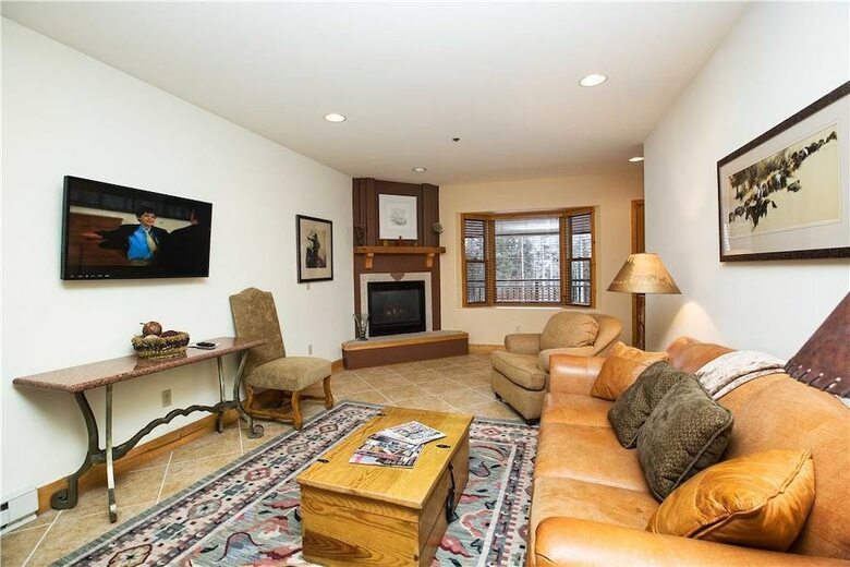 Bear Creek Lodge