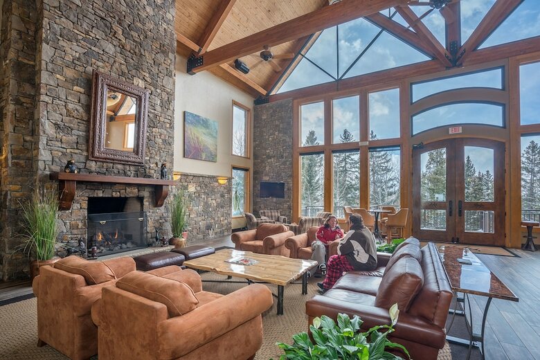 Bear Creek Lodge