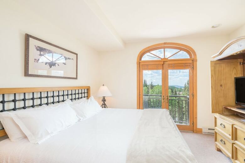 Bear Creek Lodge