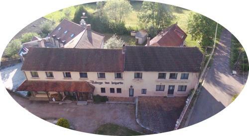 Les Brizards, L'auberge - Morvan (22 Personnes)
