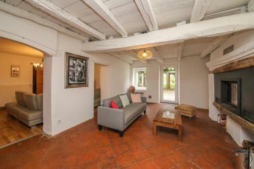 Villa Maison de Campagne - Piscine - Wifi - 520m2