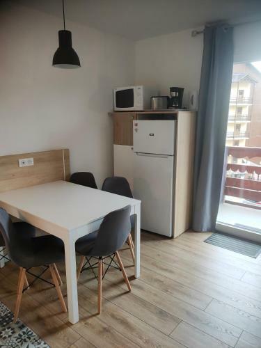 Apartamento Risoul Appartement R�nov� Piscine Balcons de Sirius