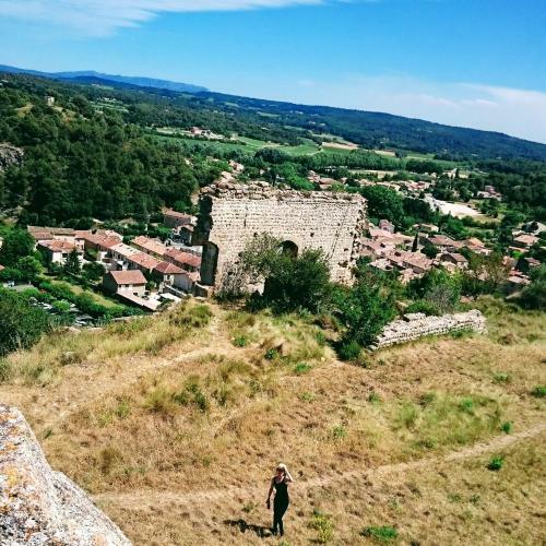 G�te de La Sabli�re Vignoble Aixois Et Piscine