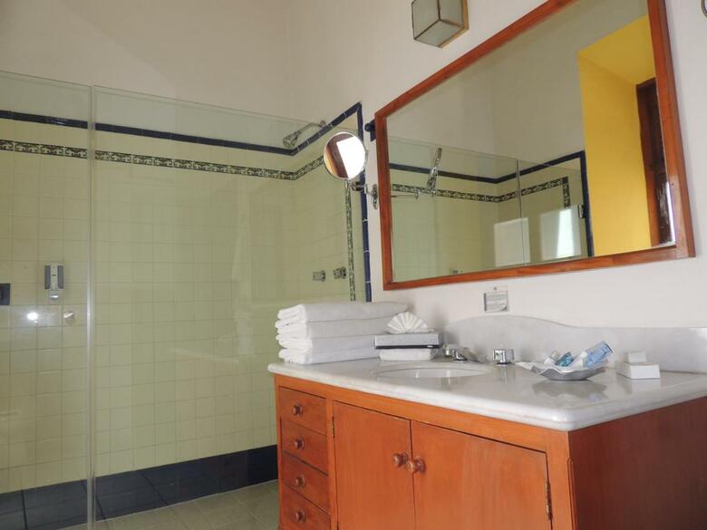 Hotel Concierge Plaza Colima